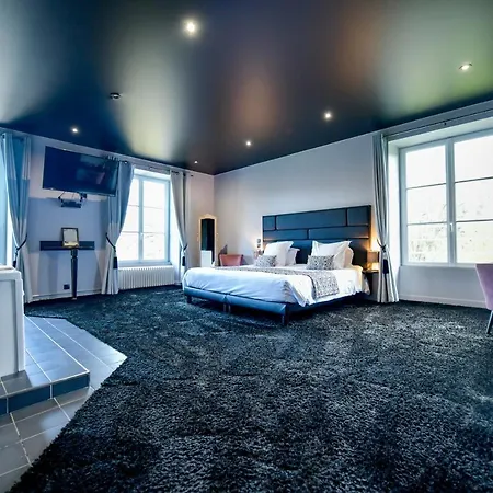 Chateau De Gezaincourt