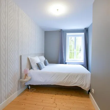 Chateau De Feriehus Gezaincourt